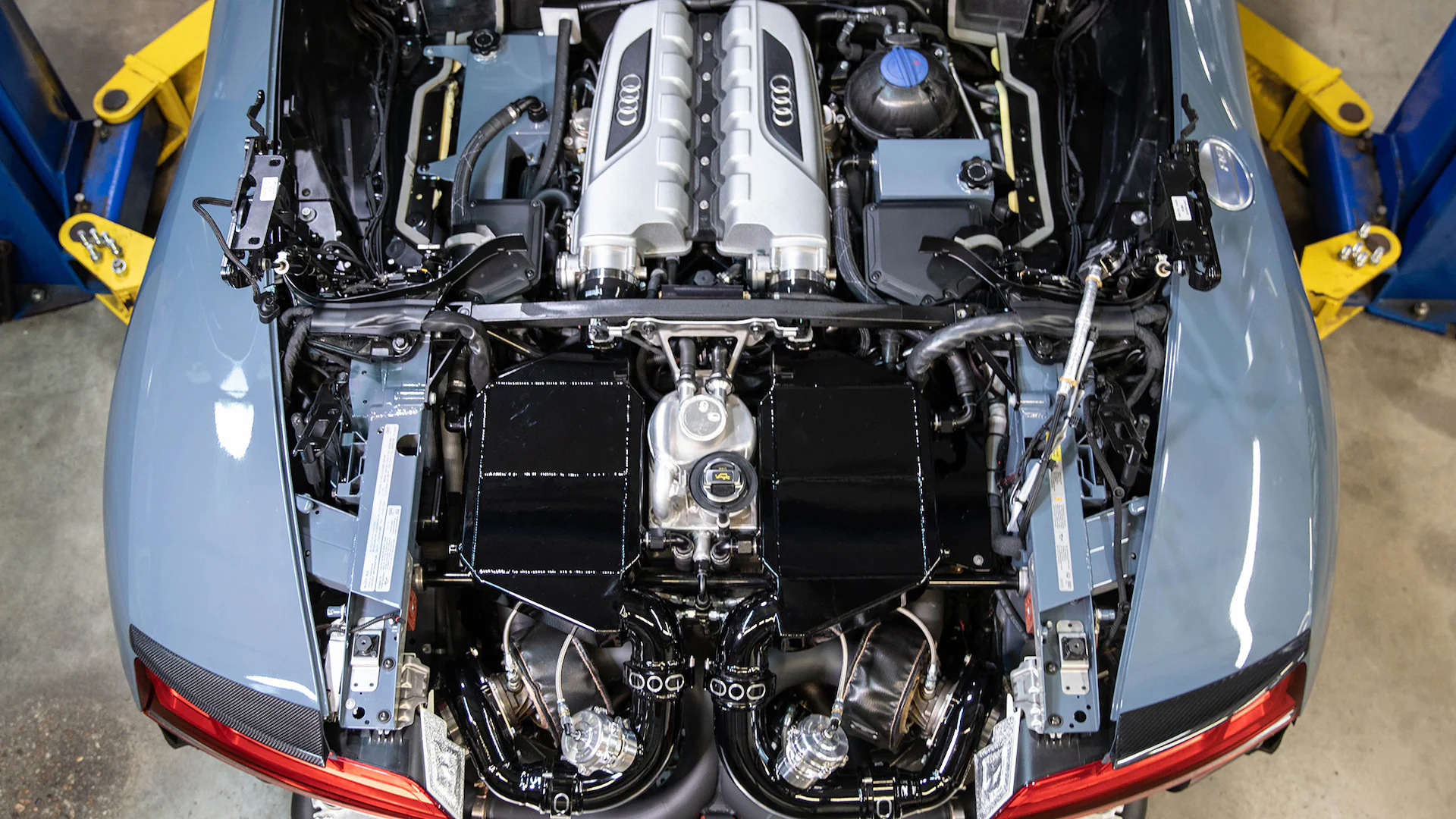 The Roar of Excellence: Exploring the Audi R8’s Engine